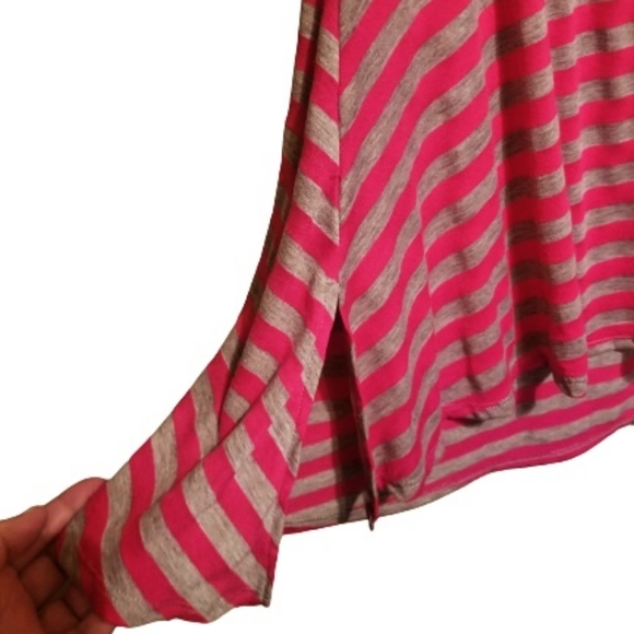 LuLaRoe Red Striped Gray Tunic M - Picture 3 of 5
